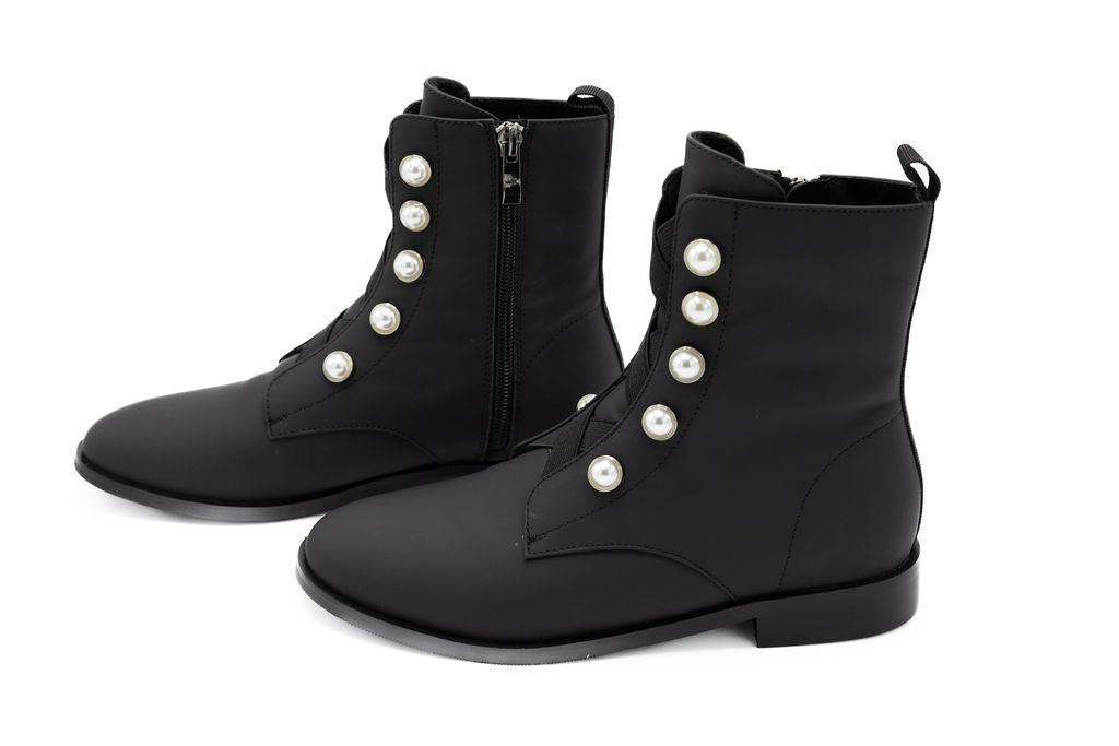 Magnolia Black Gum/Pearls – Kikis Boots